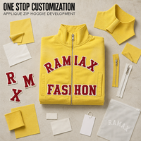 Sweat-shirt zippé en chenille jaune 100% coton 450GSM RAMAX avec patch et motif graphique lettres universitaires, coupe oversize, streetwear uni pour homme, personnalisable