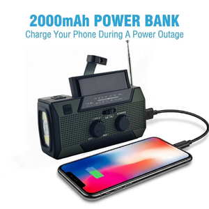 Radio solaire 2000 mAh avec lumière LED puissante pour kit d'urgence automobile et fournitures de sécurité routière - Product Image 2
