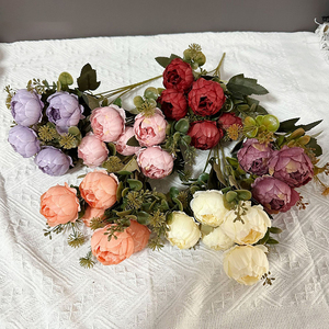 Fleurs Artificielles de Pivoines en Soie Très Demandées pour Décoration Intérieure, Bouquets de 5 Têtes - Product Image 3