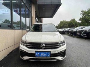 VW <span class=keywords><strong>Tiguan</strong></span> L 330TSI MQB 2023, SUV a Gasolina, Autos Usados en Guangzhou - Product Image 3