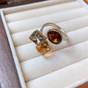 Phong Cách Mới Tùy Chỉnh Phụ Nữ Sang Trọng Brass Vàng-Mạ Zircon Cube Vòng Tròn Mở Có Thể Điều Chỉnh Engagement Ring - Product Image 3