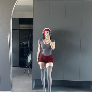 Calças Capri de pêssego fitness, calças apertadas com elástico de cintura alta, corrida de alta elasticidade e shorts de ioga de secagem rápida - Product Image 4