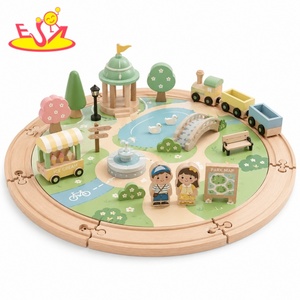 <span class=keywords><strong>Circuit</strong></span> de <span class=keywords><strong>train</strong></span> en <span class=keywords><strong>bois</strong></span> sur le thème de la ferme avec configuration en figure huit, grange, moulin à vent, animaux, tracteur et <span class=keywords><strong>locomotive</strong></span>, jouet pour enfants W04C311 - Product Image 4