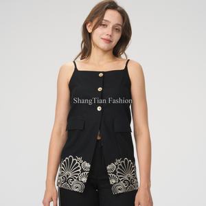 Ensemble en lin sur mesure pour femmes OEM, pantalon droit pour femmes d'affaires, haut court en lin sans manches à col carré, ensemble deux pièces - Product Image 4