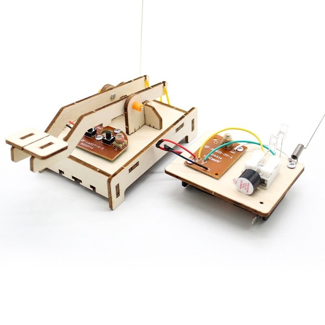 eParthub Interesting radio transmitter technology small production small invention DIY experimental material assembly model