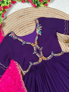 Conjunto de Vestido Festivo de Tela Sintética con Dupatta Bordada, Elástico, de Secado Rápido y Cómodo, Estilo Étnico para Mujer, en Oferta - Product Image 6