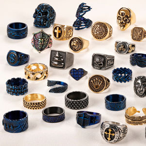 Bagues pour hommes en acier inoxydable plaqué or 18 carats, style punk, tête <span class=keywords><strong>de</strong></span> lion, tête <span class=keywords><strong>de</strong></span> loup, fabrication sur mesure en Chine, vente en gros à bas prix - Product Image 1