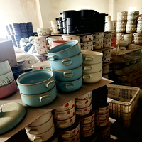 Ensemble de casseroles en céramique modernes de style nordique à double poignée, rondes et vernissées, avec couvercle en verre