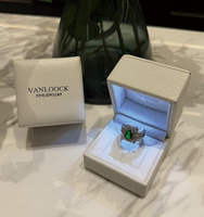Boîte à bijoux de luxe avec écran LED, boîte d'affichage haut de gamme, logo personnalisé, emballage élégant en velours pour cadeau de mariage ou d'anniversaire
