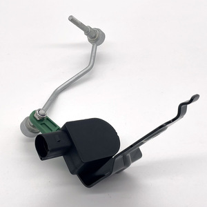 Capteur de hauteur de véhicule Audi 4F0941285B pour système de suspension, pièce de rechange - Product Image 1