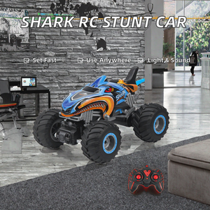 Offre Spéciale : Voiture Télécommandée Requin RC 1:16 pour Enfants, 2.4G, 20km/h, Lumières, Musique, Effets de Pulvérisation, Prête à l'emploi, Contrôleur à Distance, Utilisation Intérieur/Extérieur, Modèle Expert - Product Image 4