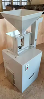 Coquille de décortiqueur de fèves de cacao rôties vannant la machine de décorticage de fissuration d'épluchage de fèves de cacao HJ-SN026