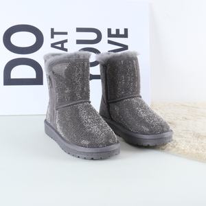 Bottes de neige ornées de paillettes pour femmes - Bottines à paillettes chaudes doublées de polaire, imperméables pour les vacances, le réveillon du Nouvel An et la mode en plein air - Product Image 2