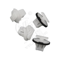 D452 Chine Fabrication Clips de retenue de panneau de porte de voiture en nylon noir de haute qualité