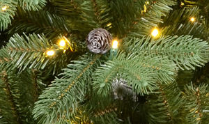 Interruptor automático Árbol de Navidad al aire libre Árbol de Navidad natural artificial Árbol de Navidad realista con cono de pino - Product Image 6