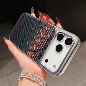 Funda Magnética para Teléfono con Textura de Fibra de Carbono Degradada para iPhone 17 16 15 14 Pro Max Air, Fundas Móviles Anti-caída - Product Image 3