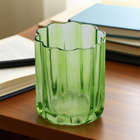 Maßgefertigte Neue Design-Feiertagsgefäße Europäisches Kristallglas Hochfuß-Champagner Kreative Glas-Kerzenhalter Kerzenständer