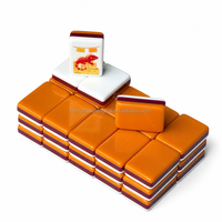Jeu de tuiles de mahjong américain personnalisé de luxe moderne en acrylique orange gravé motif requin, avec tapis, tuiles de mahjong sur mesure, portable, durable, cadeau