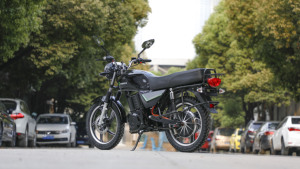 Motocicleta Eléctrica Retro de Bajo Costo, Estilo Scooter de 1500w de Alta Potencia, Triciclo Eléctrico para Adultos - Product Image 4