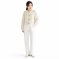 Nouveau style automne décontracté, pull tricoté à manches longues avec motif à boutons, cardigan ample en maille standard pour femme