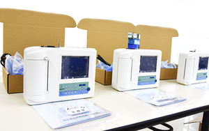 Spiromètre MSA99 pour hôpitaux et cliniques |   Test 3-en-1 (VC/FVC/MVV) |   Stockage de 500 disques |   Connectable au PC via USB - Product Image 3