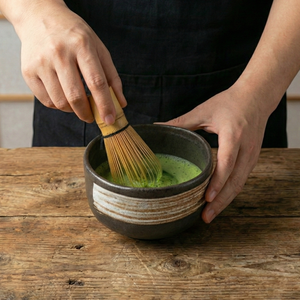 Tazón de Matcha Único Japonés con Acabado Artesanal y Patrones Exclusivos, Venta al por Mayor - Product Image 2