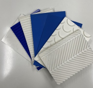 14 ans épaisseur Personnalisé bâtiment Circulaire 3mm Ceinture L'aéroport Extérieure <span class=keywords><strong>pvc</strong></span> rugueux top convoyeur ceinture - Product Image 4