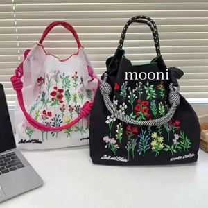 Nueva Bolsa de Compras de Nailon Portátil con Bordado de Dibujos Animados, Linda y a la Moda, con Cierre de Cordón para Niñas - Product Image 2