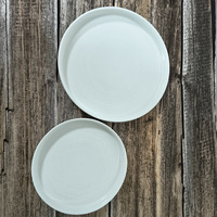 Assiette en céramique blanche créative pour cuisine occidentale, assiette de petit-déjeuner, assiette à gâteau, assiette de style nordique, plat en céramique