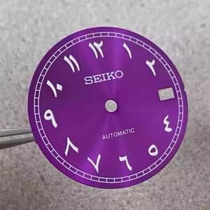 Montre de luxe à mouvement automatique NH35NH36 avec cadran vert lumineux de 28,5 mm à motif soleil, chiffres romains et boîtier en métal revêtu - Product Image 5