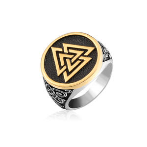 SS8-724R Soldat En Acier Inoxydable Anneau En Acier Or Et Ruban Triangle Motif Bijoux de Punk Anneau Pour Hommes <span class=keywords><strong>Garçon</strong></span> - Product Image 1