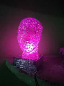 Funciones de iluminación de diseño moderno de lujo Iluminación interior Lámparas de mesa laterales para decoración de dormitorio de India - Product Image 3