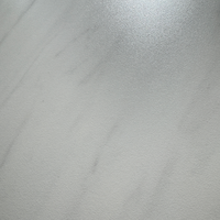 Dalles de pierre artificielle frittée de luxe blanches de haute qualité 1600*3200mm 12mm, antidérapantes, pour murs, sols et comptoirs de cuisine sur mesure