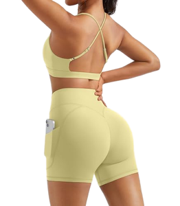 Ensemble de sport deux pièces pour femme : T-shirt respirant uni et short de course, d'entraînement et de yoga à séchage rapide pour l'été - Product Image 1