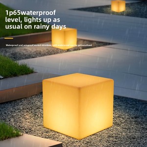 Chaise cube LED - Moderne, étanche, en plastique, rechargeable, stable, pour usage commercial, salle à manger, bar et hôtel - Product Image 3
