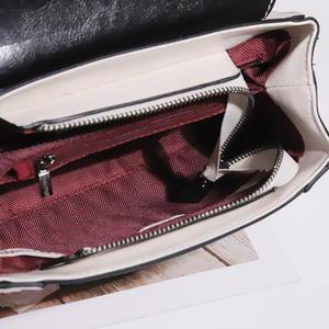 <span class=keywords><strong>Borse</strong></span> da Donna in Pelle Cerata Spaccata all'Ingrosso, <span class=keywords><strong>Borse</strong></span> a Tracolla Vintage di Grande Capacità Fatte a Mano - Product Image 5