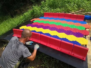 Tubería de HDPE personalizada para exteriores, tobogán interior de arcoíris, pista de esquí seca, deslizador de nieve de madera para niños <span class=keywords><strong>en</strong></span> las cuatro estaciones para centro comercial, parque de nieve - Product Image 4