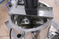 LY-T100 Machine semi-automatique de remplissage de Tube rotatif de pâte à dents d'huile de crème, Machine d'emballage de scellage avec impression de Date