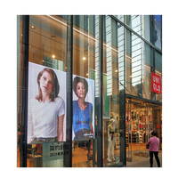 Meilleure qualité clair HD haute stabilité et longue durée de vie vitrine de magasin p2.6 led écran publicitaire en verre transparent