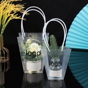 Sacs d'emballage pour fleurs et cadeaux en PP transparents personnalisés, à fond carré, imperméables, avec poignée longue - Product Image 3