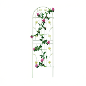 Treillis de jardin en métal 71" x 19.7" résistant à la rouille, support extérieur pour plantes grimpantes, blanc crème, style classique - Product Image 1