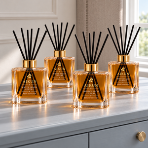 Diffuseur de parfum en verre carré transparent Aikun White Peach 200ml, OEM ODM, logo personnalisé, approvisionnement en gros, échantillonnage rapide pour la vente au détail de parfums d'intérieur - Product Image 1