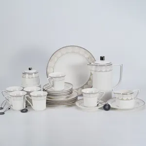 批发巴西24件白色婚礼陶器陶瓷瓷盘皇家骨瓷晚餐套装餐具