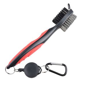 Cepillo de limpieza de ranuras para palos de golf con mosquetón retráctil de doble cara y púas - Product Image 1