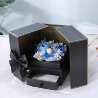 Coffret Cadeau Collier avec Rose Éternelle et Adorable Petit Ours, Fleurs Conservées, Idéal pour la Saint-Valentin, Cadeau pour Maman et Femmes