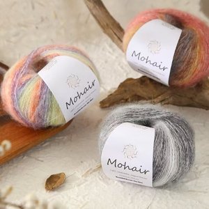 <span class=keywords><strong>Pelote</strong></span> <span class=keywords><strong>de</strong></span> fil fantaisie 25g en mohair et <span class=keywords><strong>laine</strong></span> mélangés, teint en dégradé, anti-bactérien, filé à l'anneau 16-36nm, pour chapeaux tissés faits main DIY - Product Image 2