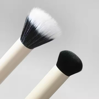 Pinceau de maquillage individuel pour fond de teint, en poils synthétiques doux et vegan, format voyage, avec logo personnalisé, vente en gros usine