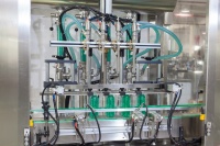Ligne de production clé en main pour machine de remplissage automatique de sauce chili, confiture de piment, pâte liquide en pot de verre avec piston