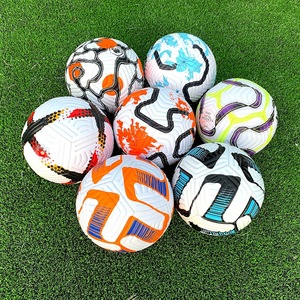 Ballon de football taille 5, cousu à <span class=keywords><strong>la</strong></span> machine, surface en cuir gaufré, motifs de <span class=keywords><strong>la</strong></span> Premier League - Product Image 1