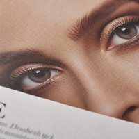 Services d'impression personnalisés pour brochures de mode, magazines et catalogues de produits